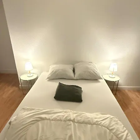 10 Minutes From Futuroscope *